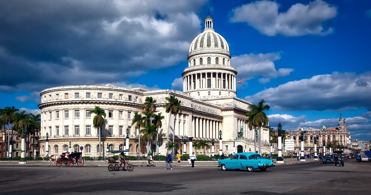 Екскурзия до Куба - „Ром, пури и страстна салса“